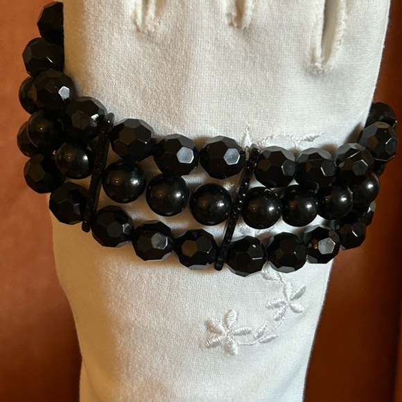 HUGE SALE! VINTAGE LAGUNA SIGNED FACETED BEAD CLIP EARRINGS/BRACELET - Picture 7 of 9